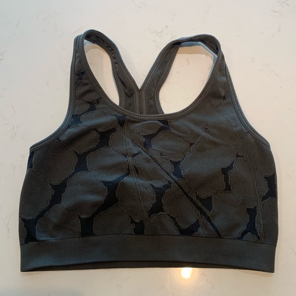 NUX Active Seamless Racerback Sports Bra - Picture 6 of 6